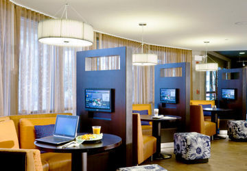 Courtyard Hotel 3*